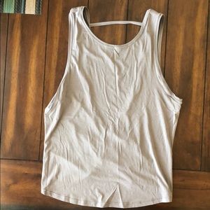 EUC lululemon Deep Stretch tank size 6